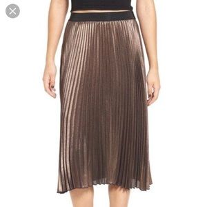 Leith Metallic Pleat Midi Skirt Brown gold size XS